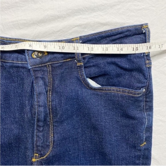 👖 Anthropologie Pilcro Medium to Dark Wash Denim Split Leg Jeans 32” Waist - Picture 13 of 15